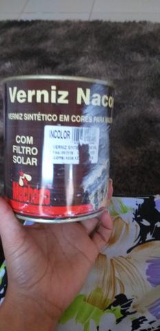 Verniz para madeira