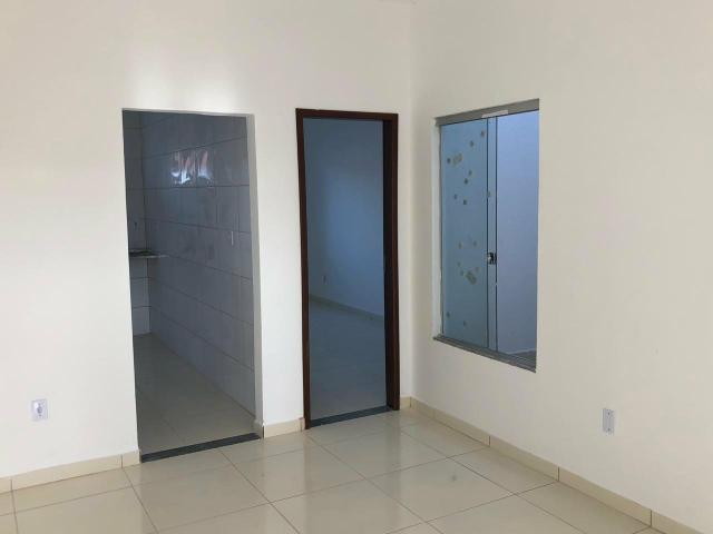 Casa com 2/4 Pronta pra morar - Foto 2