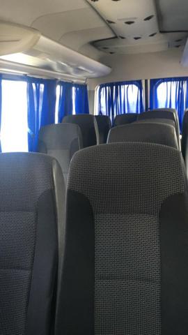 Mercedes sprinter 515 2014/15 prata 18 lugares com ar - Foto 4