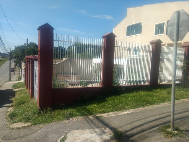 Esquina na avenida das industrias