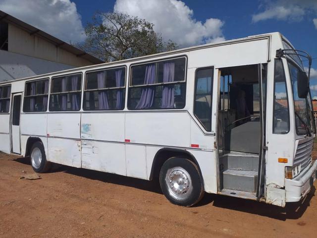 Vendo Ônibus 20.000.00 mil - Foto 3