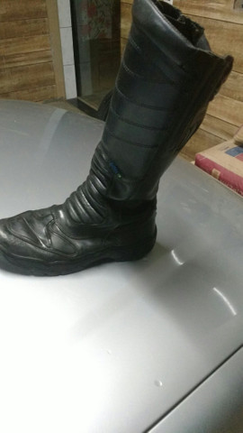 botas kebec motociclista
