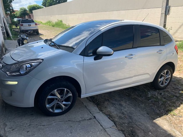CITROEN C3 TENDANCE 1.5 / BAIXA QUILOMETRAGEM