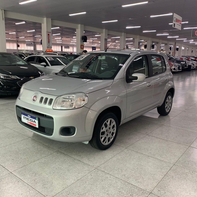 FIAT UNO VIVACE 1.0 MANUAL SUPER ECONÔMICO BAIXA KM !!