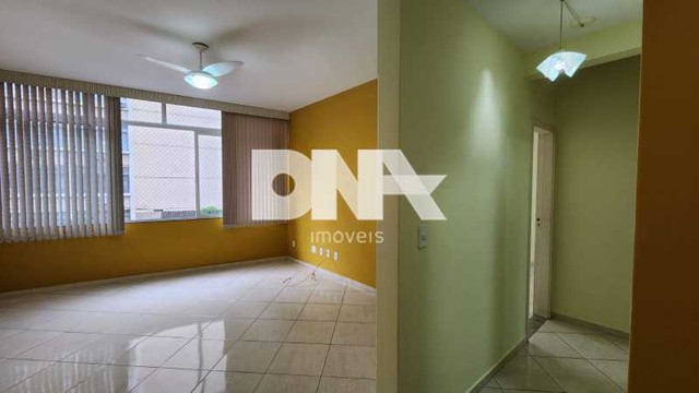 Apartamento - / Residencial / Copacabana