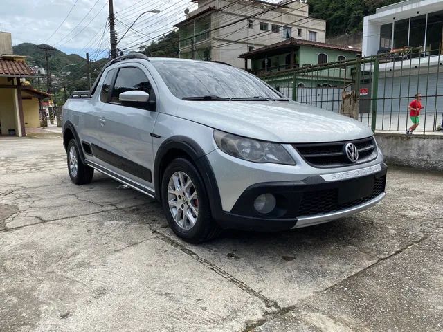 Saveiro Cross cabine dupla 2016 com - Vipcar Petrópolis