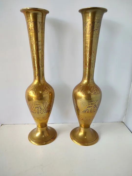 Par de vasos de bronze  - Foto 2