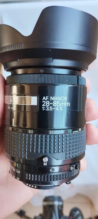 Lente Nikon 28 85mm F3.5 usada mas em bom estado de conservação
