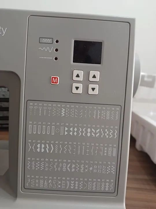 Máquina de costura reta Singer Heavy Duty HD6605 portátil - Foto 5