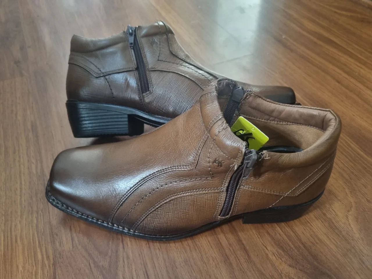 Bota 100% Couro Rosa do Nilo com Zíper  - Foto 2