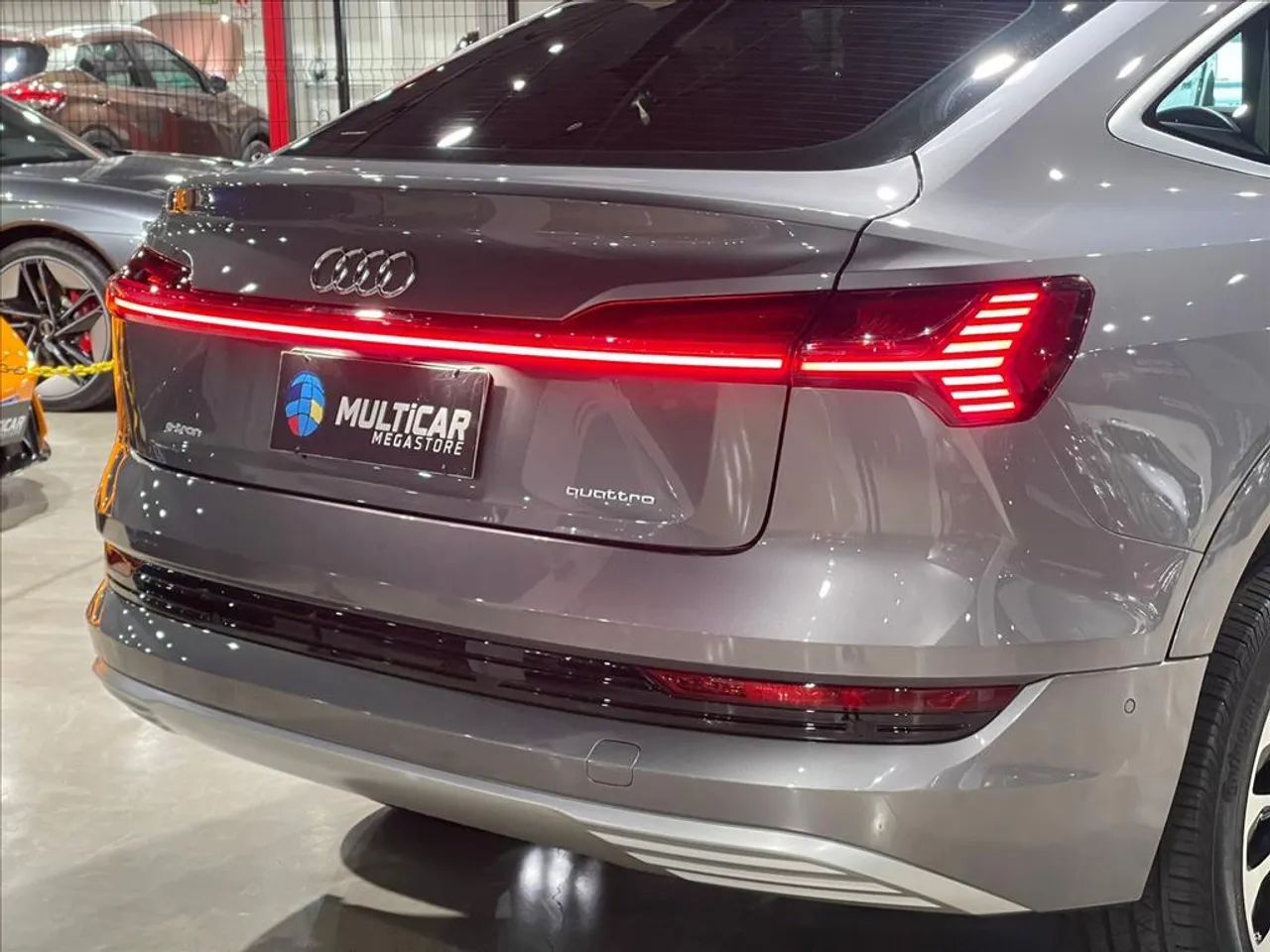 AUDI E-TRON ELÉTRICO SPORTBACK PERFORMANCE QUATTRO - Foto 14