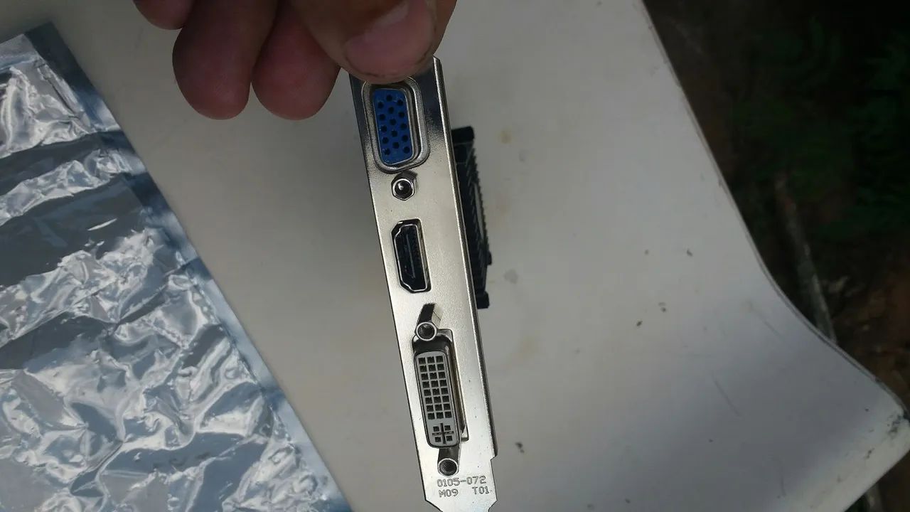 Placa de video 8400gs 1gb ddr3 100%ok 64bits - Foto 3