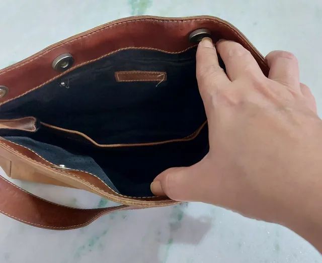 Bolsa em couro legítimo - pouco uso - Foto 4
