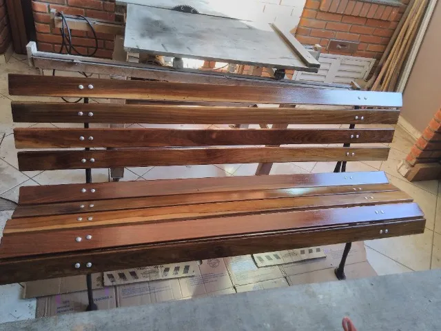 lindo banco para jardim áreas novo