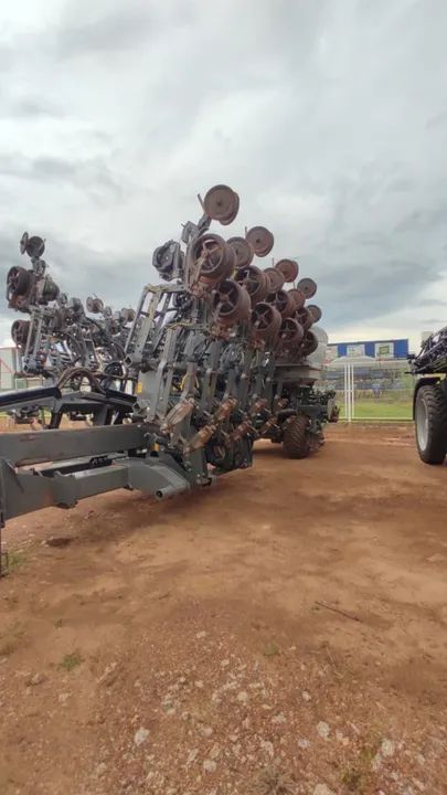 Plantadora Momentum 24 Massey Ferguson 24 Linhas De 50 Cm - Foto 4