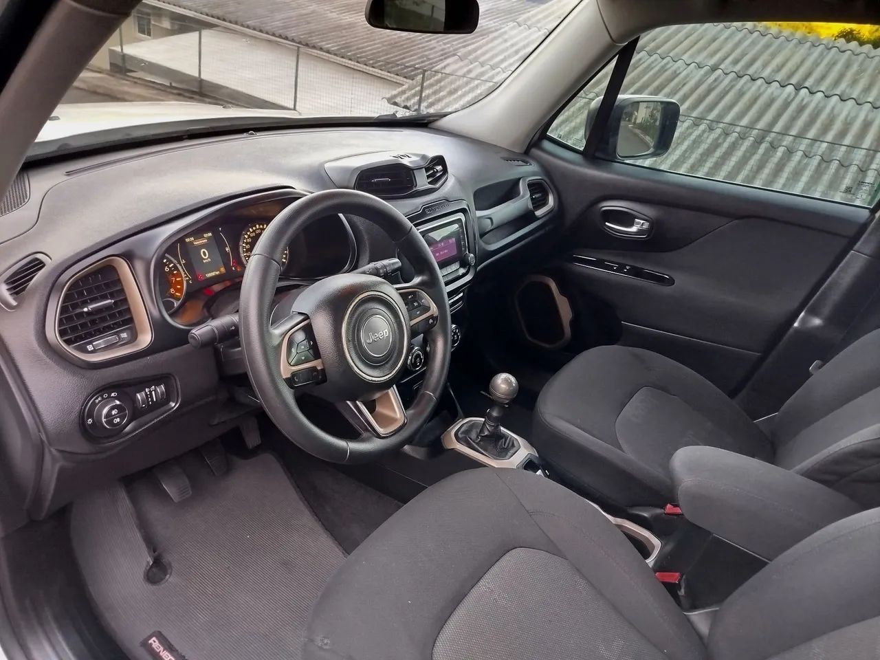 Jeep Renegade Sport 1.8 Manual 2016 - Foto 4