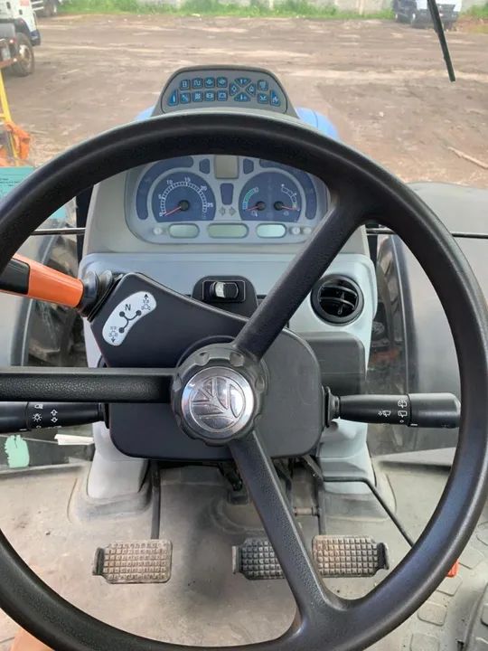 Trator new holland - Foto 3