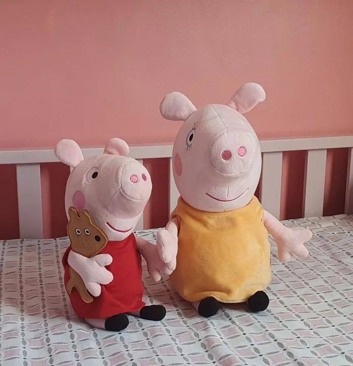 Peppa e Mamãe Pig - pelucia Sunny