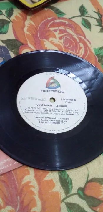Vinil Leonor - Com Amor - Foto 5