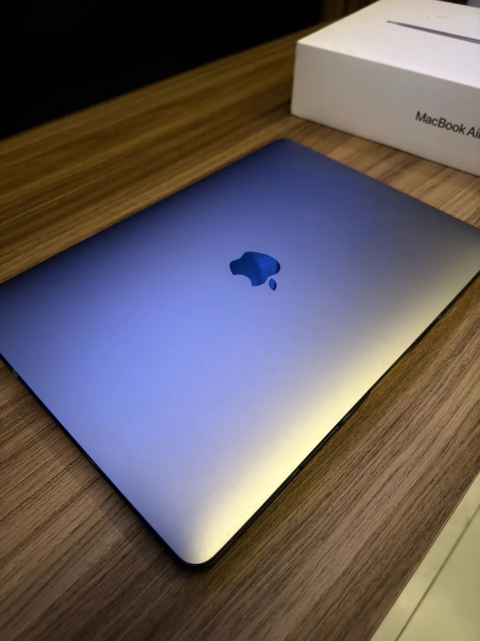 Mac book air 2020 (ストレージ250GB)i3 Macbook Air 2020 com Core i3, SSD 256GB | KaBuM!
