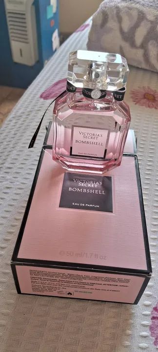Perfume Victoria's Secret Bombshell Eau de Parfum 50ml - Foto 2