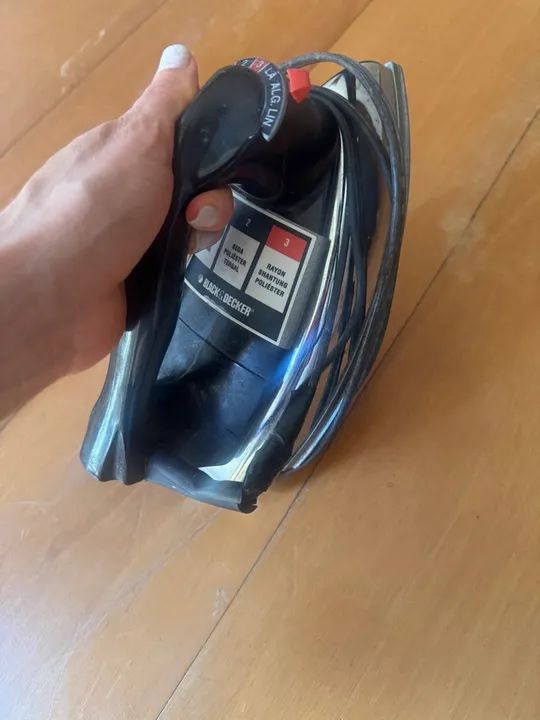 Ferro de Passar Roupa Black & Decker