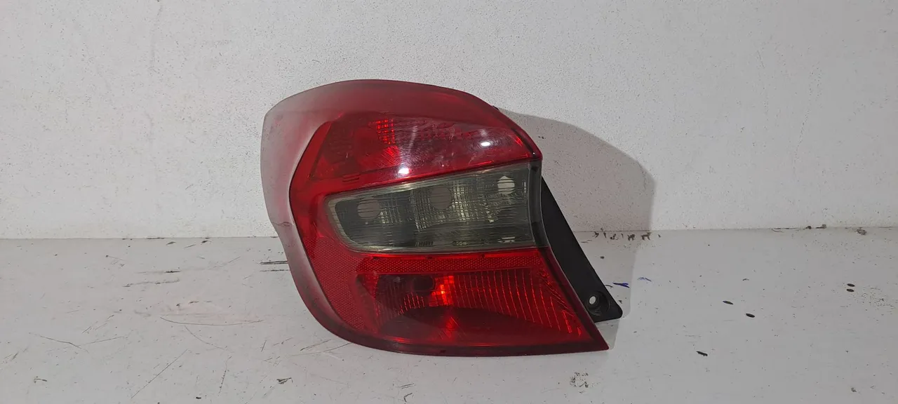 Lanterna traseira Ford Ka Hatch esquerda 2015/2018