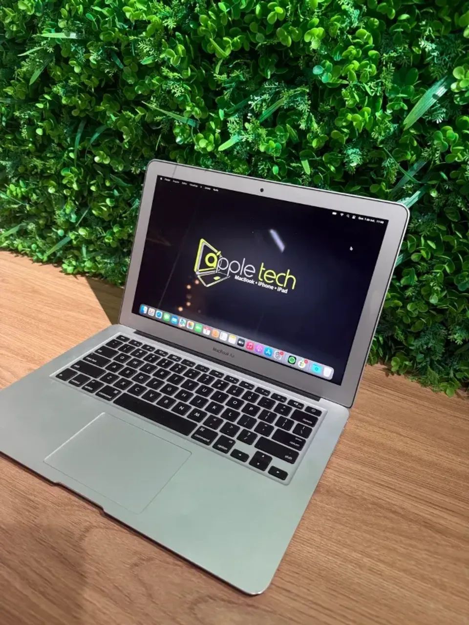 MacBook Air 2013 - Processador i7 - 8GB RAM - 128GB SSD - loja física pituba - Foto 3