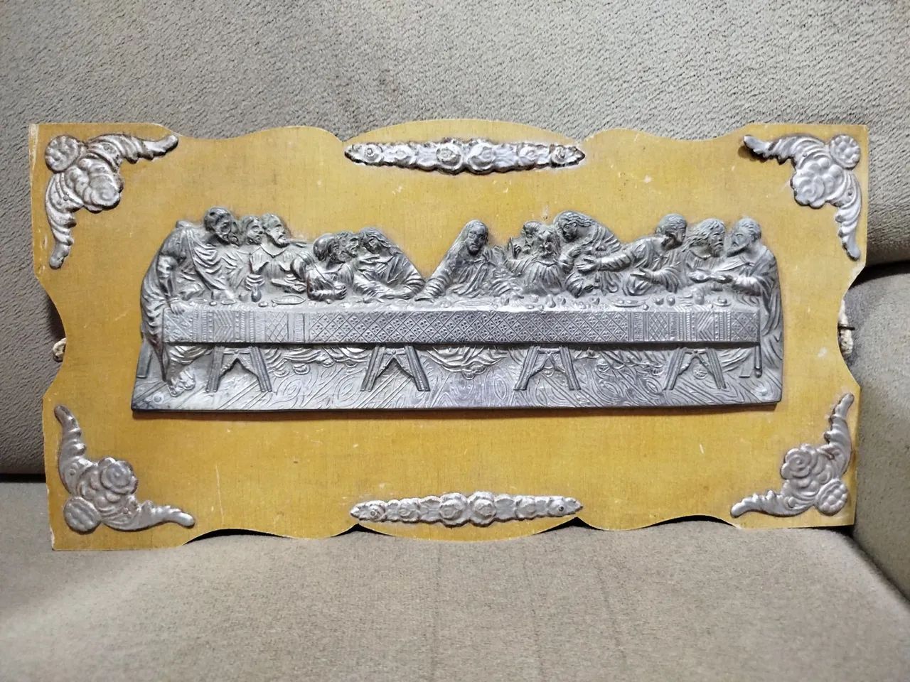 Holy Communion Relic64706223754625121