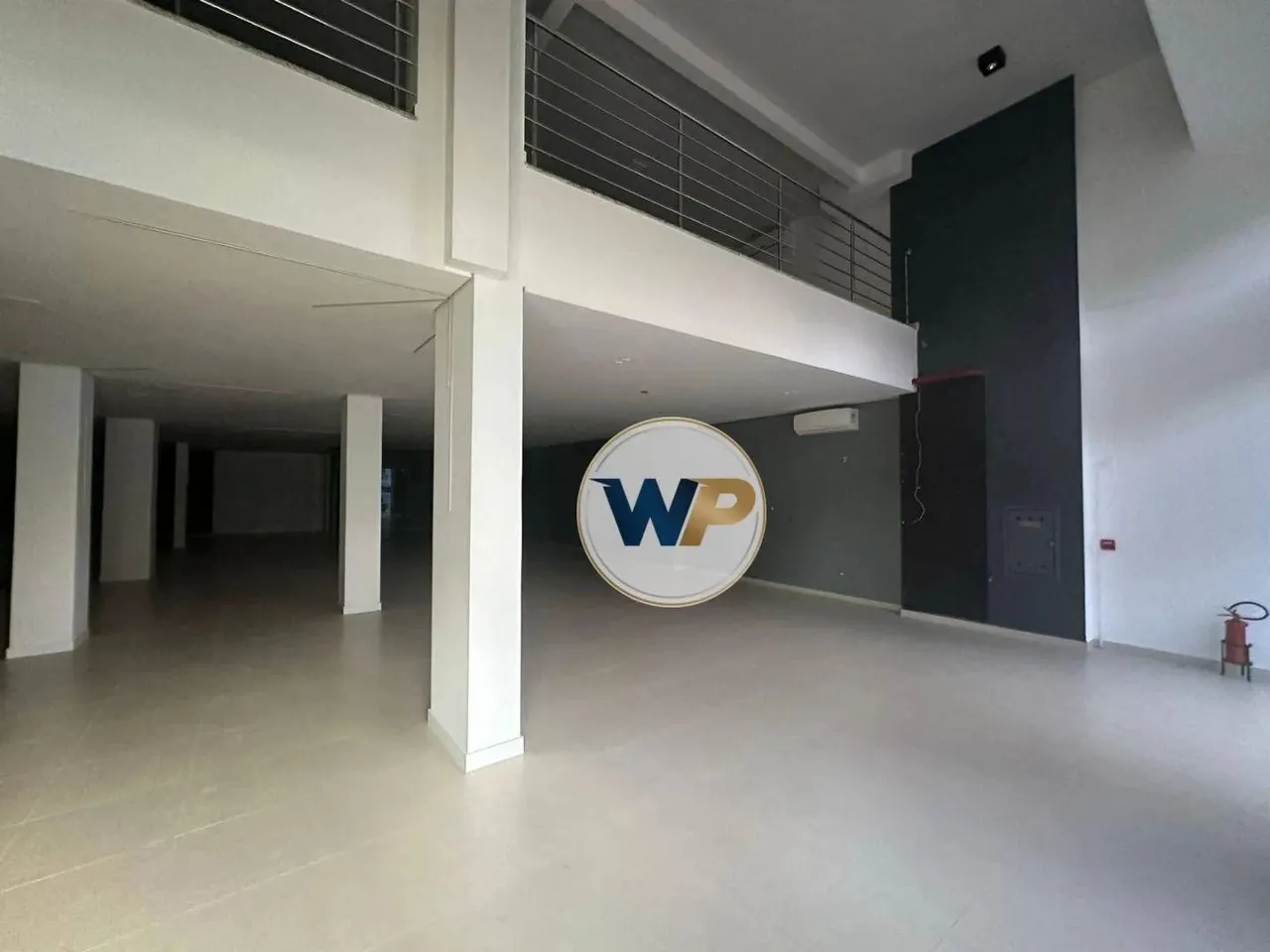 Sala para alugar, 596 m² por R$ 45.700/mês - Centro - Balneário Camboriú/SC.