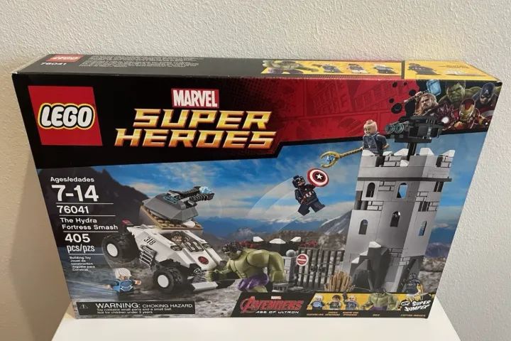 Lego Super Heroes 76041 - The Hydra Fortress Smash