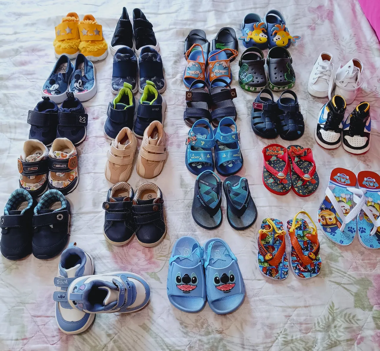 25 Sapatos infantis - Venda por lote ou individual