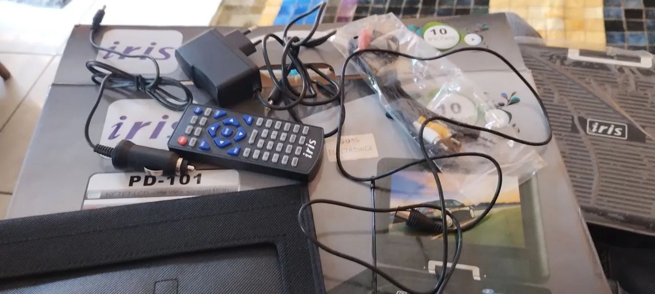 DVD Player Portátil Iris PD-101 - Foto 2