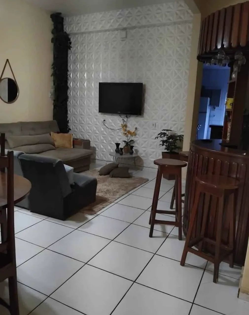 Vende-se casa no coqueiro KF 