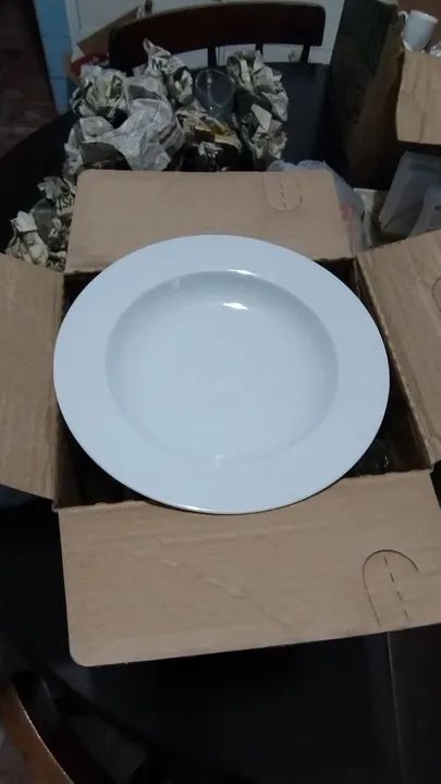 LOTE - Pratos fundos