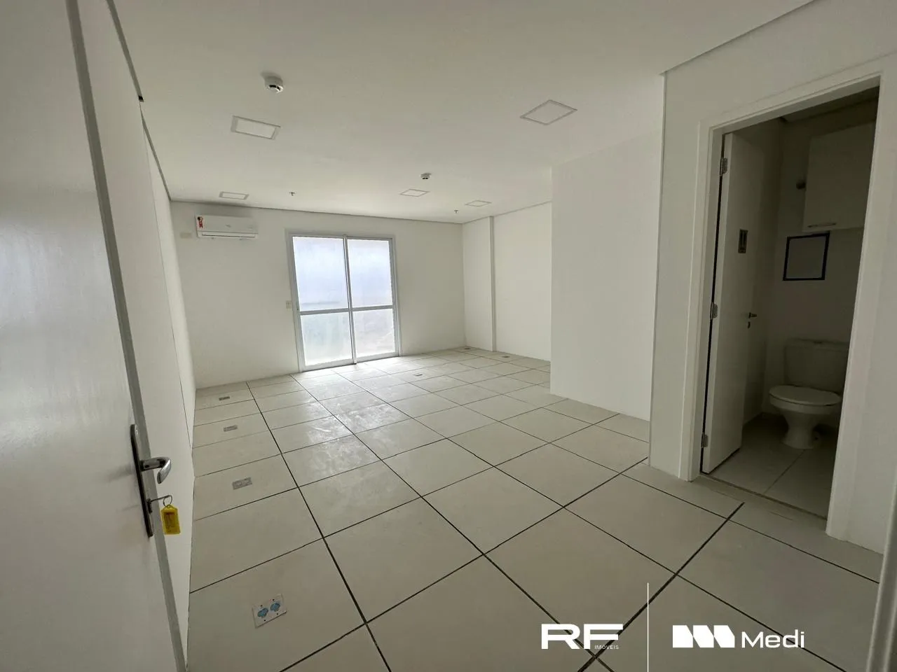 Sala Comercial para locação no Jardim Anália Franco