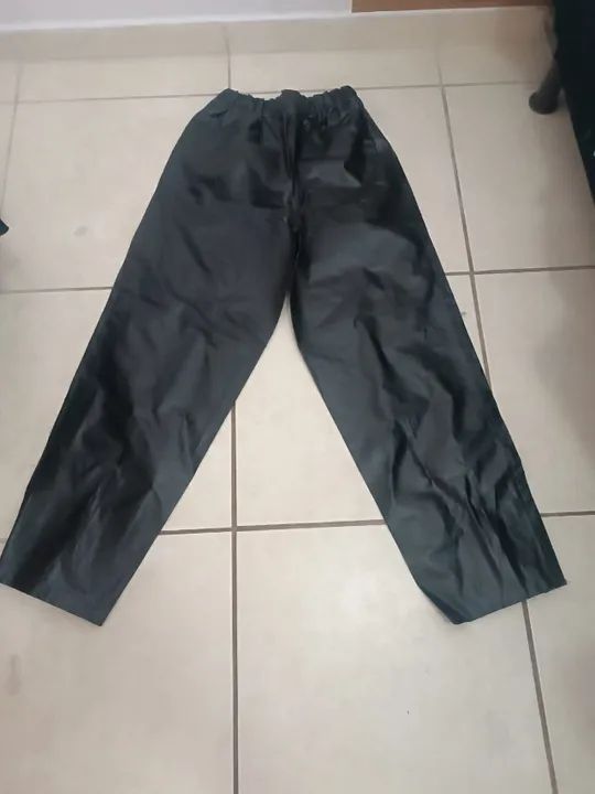 Capa de chuva para motoboy motoqueiro, cadeado e luvas  - Foto 4