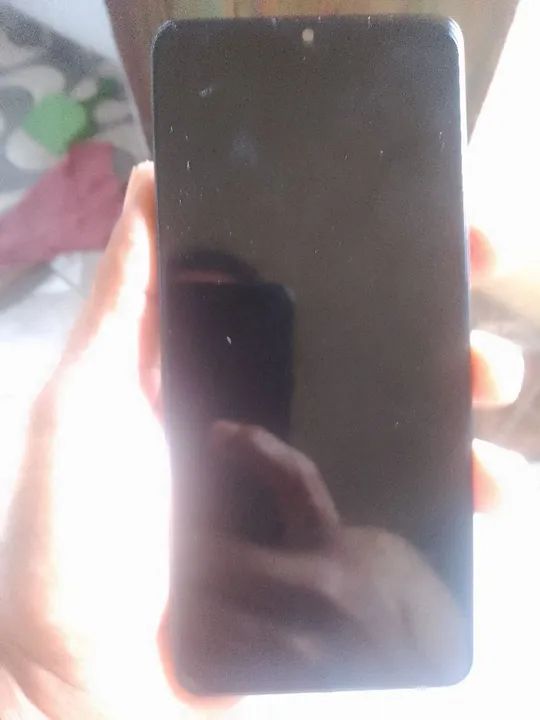Frontal do celular modelo A22 com aro