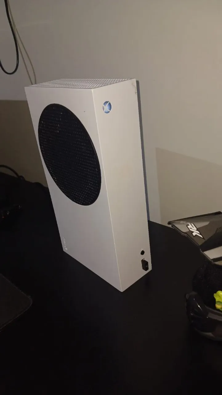 Xbox Series S - Desempenho e Design Compacto
