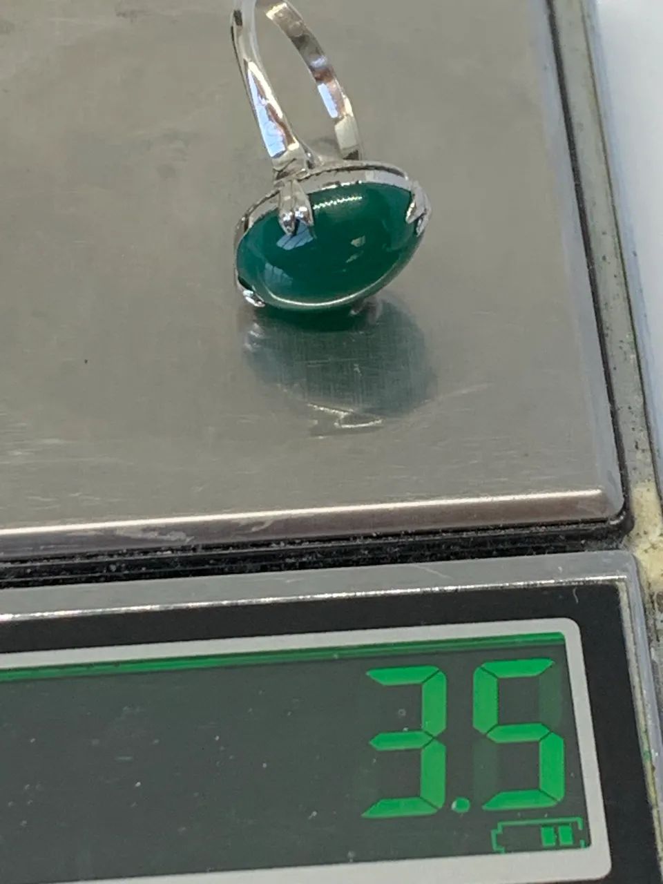 lindo anel de prata com pedra verde aro 14 - Foto 5