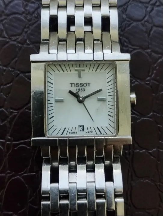 Relógio Tissot 1853  Square L910 feminino 