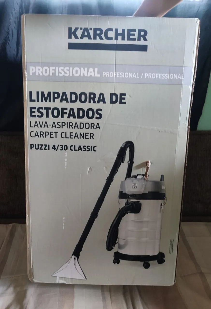 Extratora de Estofados e Carpetes Puzzi 4/30 Classic 220v - Karcher - Nunca Usada - Foto 2