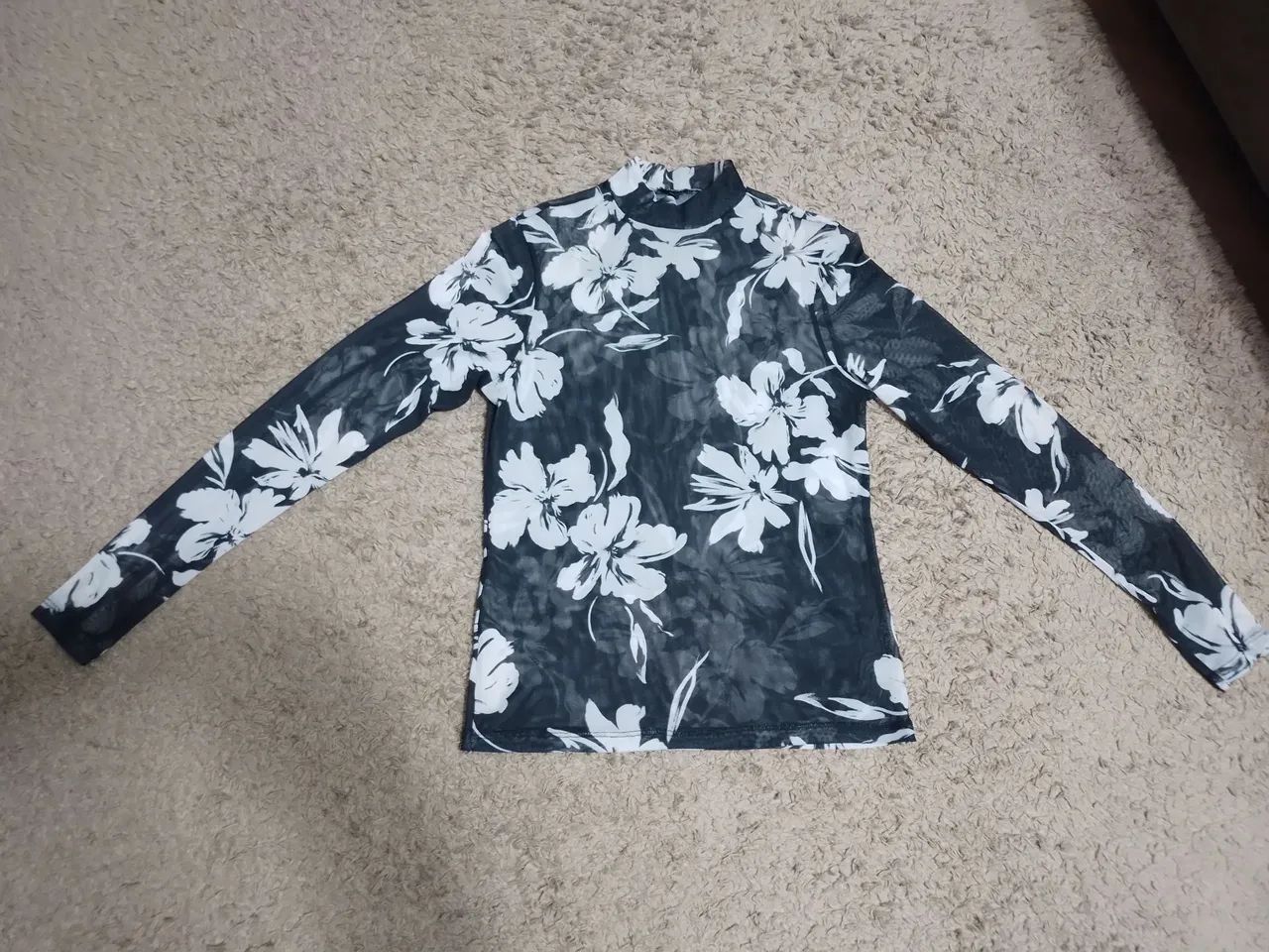 Blusa estampada floral com gola alta - Foto 3