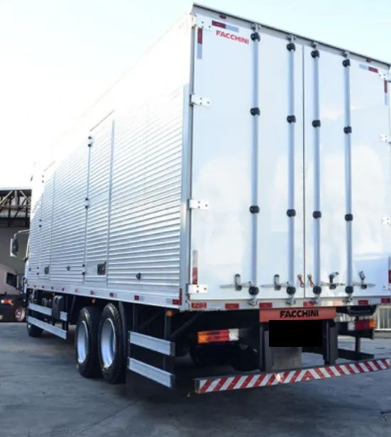 Mercedes-Benz Atego 2426 6x2 Baú 8,5m - Ano 2020 - Foto 5