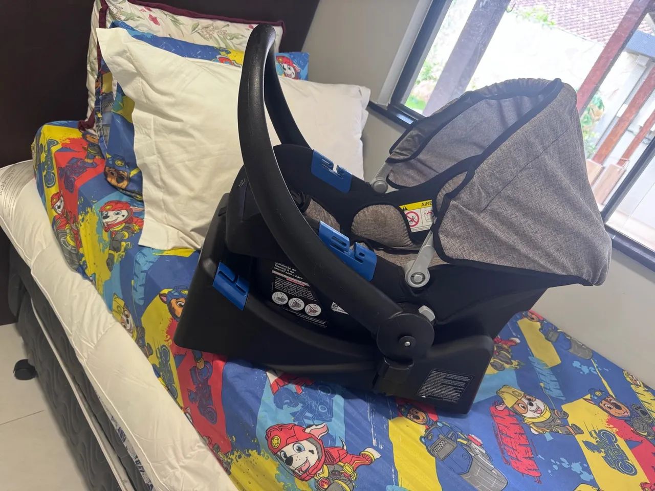 Bebê Conforto Burigotto Touring Evolution com Base para Carro - Excelente Estado