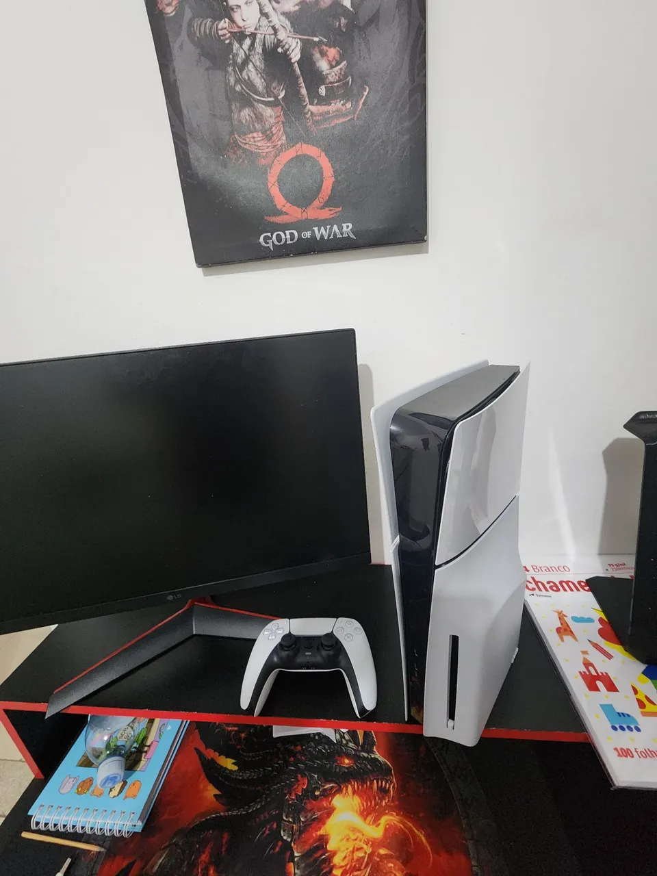 Playstation 5 - Físico - 4 meses de pouco uso.
