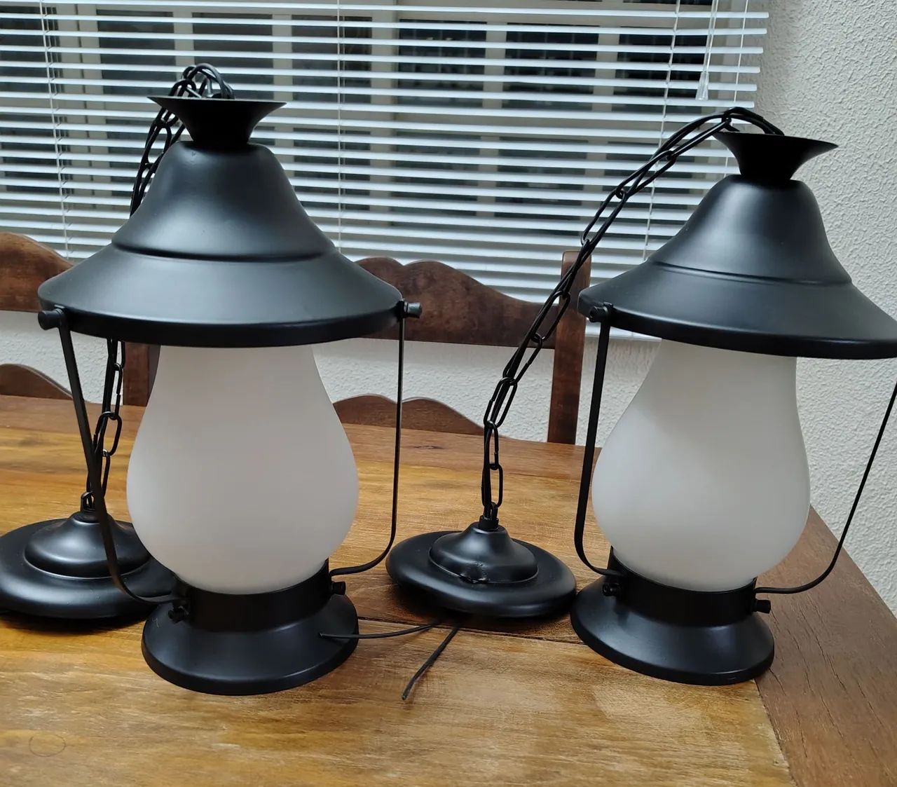 Luminárias modelo lampião em alumínio  - Foto 2