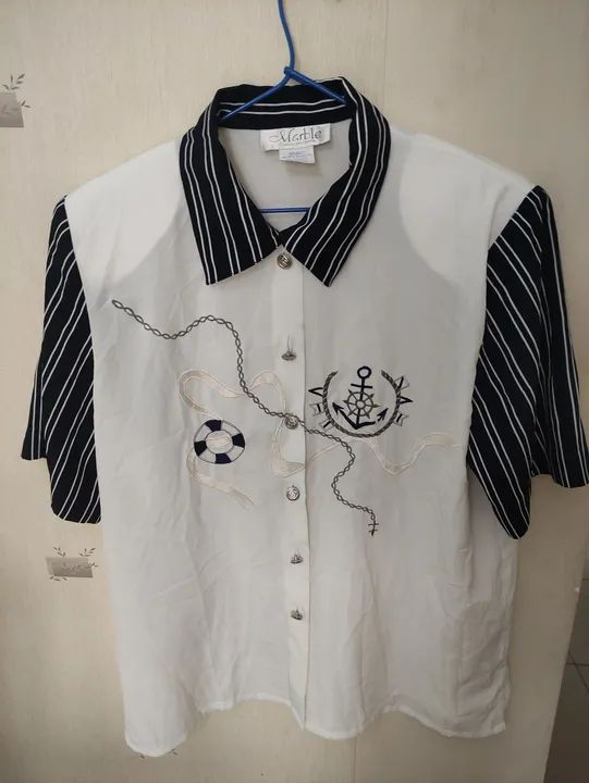MARBLE CAMISA BORDADA TAM 44 ( ATE 46) 60,00<br>ALTURA 75CM<br>LARGURA 57CM