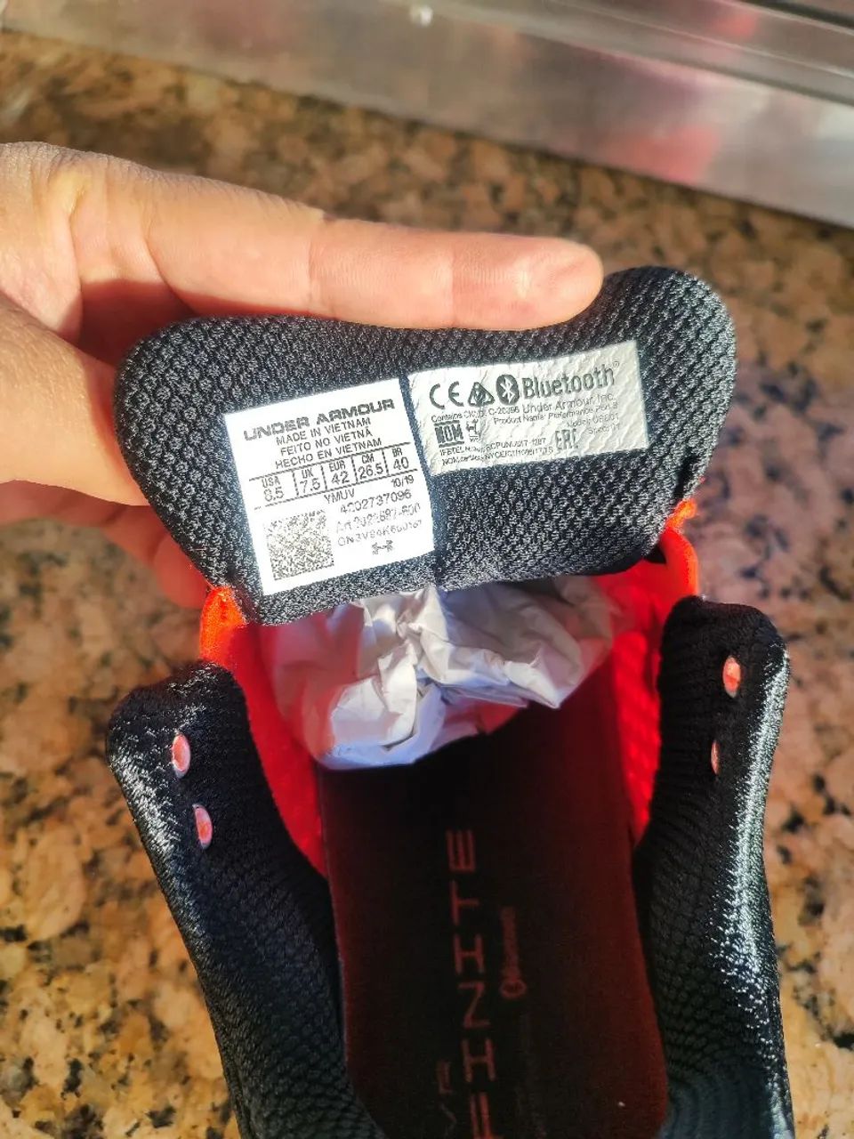 Under Armor Hovr infinite 2 com bluetooth número 40 ( novo na caixa ) - Foto 4
