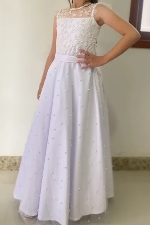 Vestido de dama de honra Branco bordado